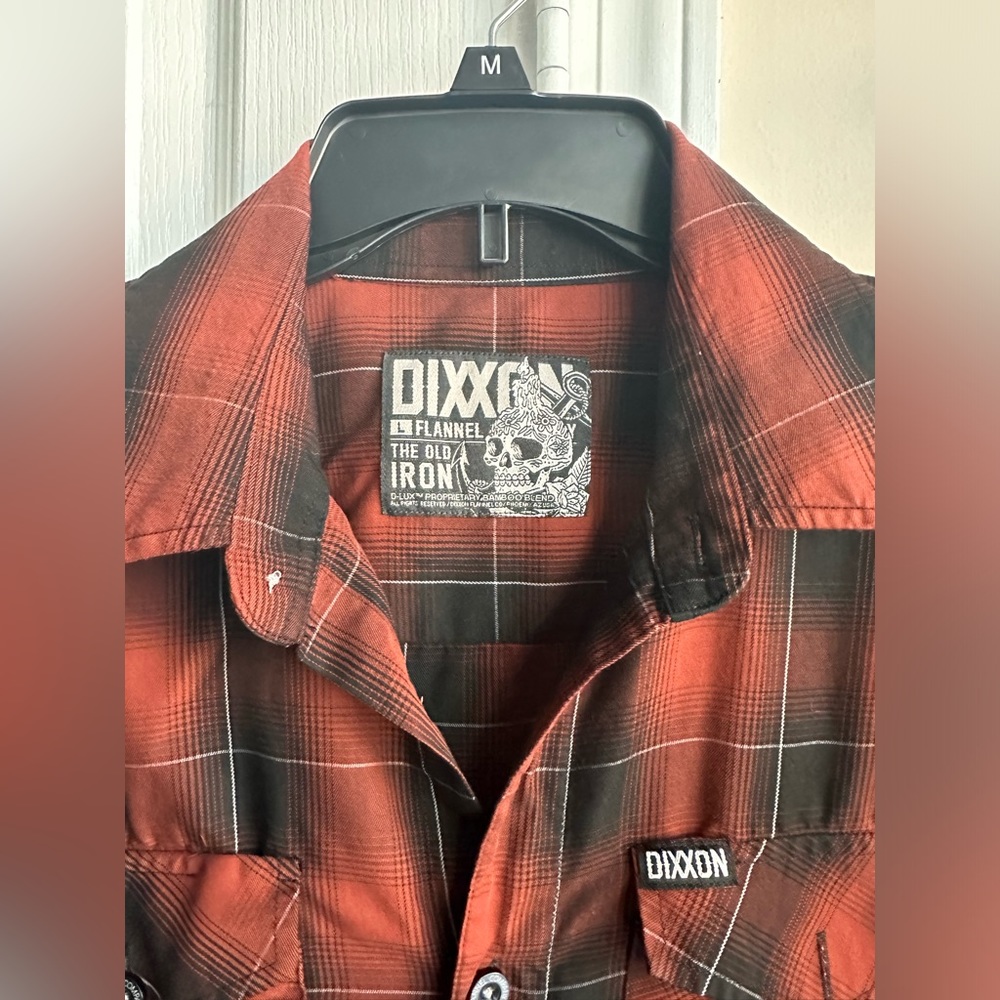 Dixxon button up “the old Iron” mens Large